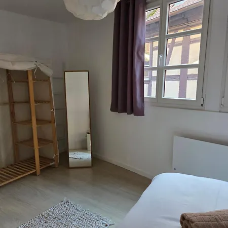 Escapade Atypique A 2 Pas De La Cathedrale 公寓 *